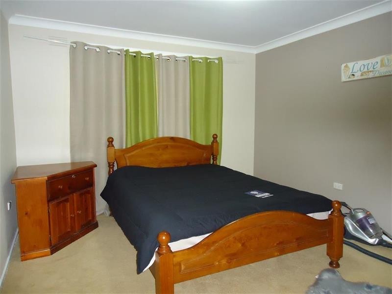 1/8 Ries Crescent, Wagga Wagga NSW 2650