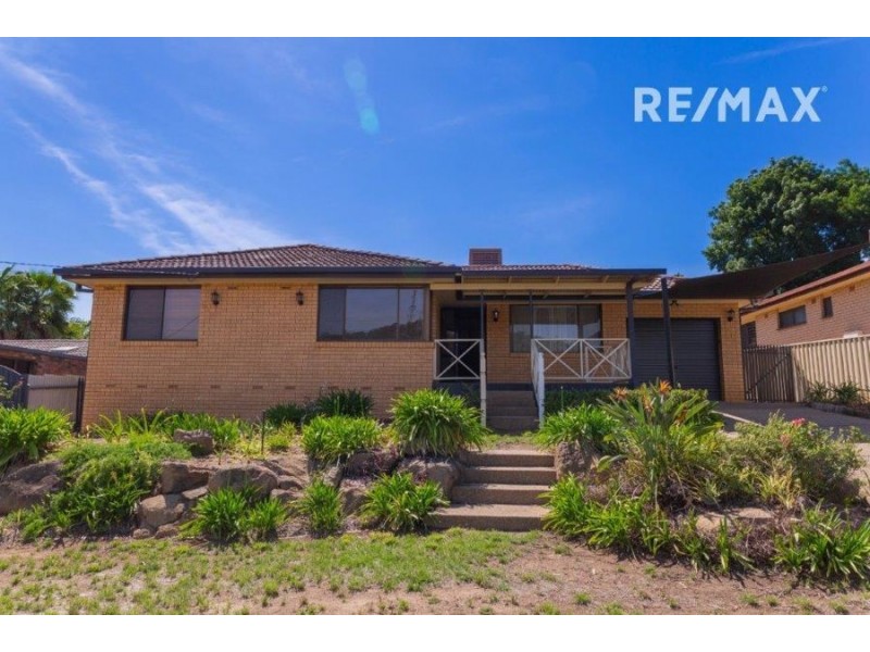 25 Kilpatrick Street, Kooringal NSW 2650