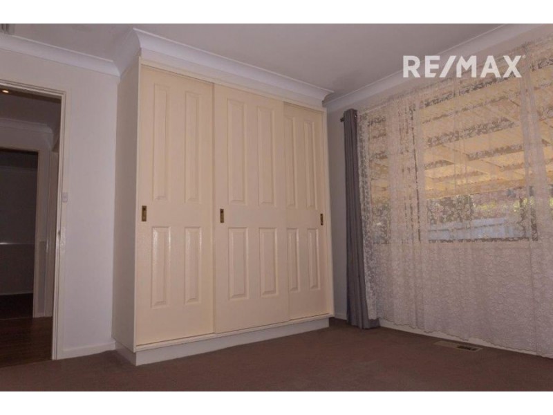 25 Kilpatrick Street, Kooringal NSW 2650