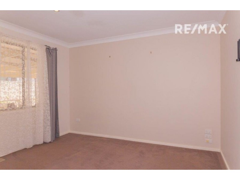 25 Kilpatrick Street, Kooringal NSW 2650