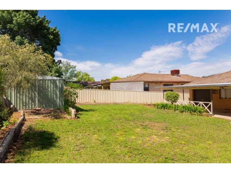 25 Kilpatrick Street, Kooringal NSW 2650