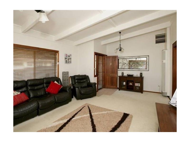 34 Eldershaw Drive, Forest Hill NSW 2651