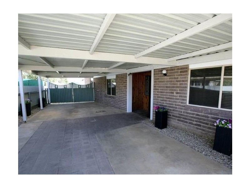 34 Eldershaw Drive, Forest Hill NSW 2651