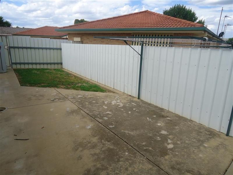 4/26 Bulolo Street, Ashmont NSW 2650