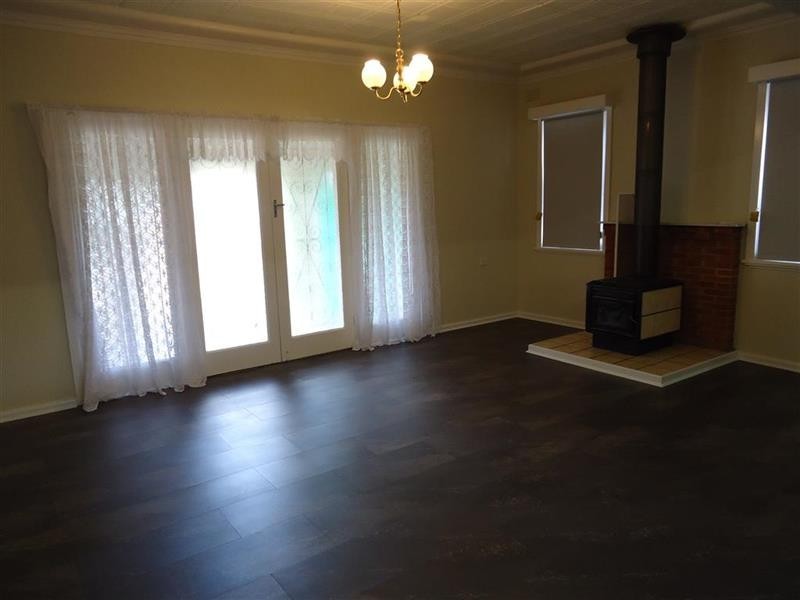 33 Heath Street, Turvey Park NSW 2650
