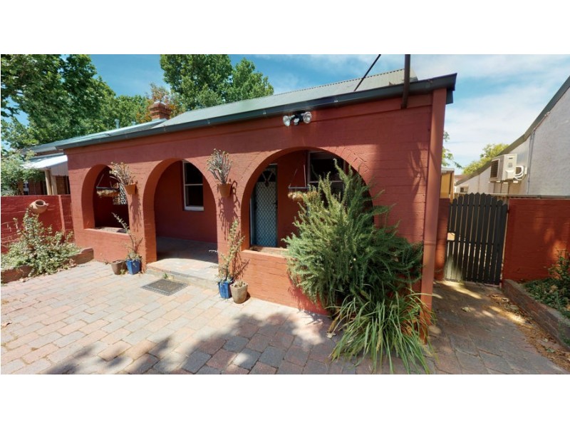 170 Gurwood Street, Wagga Wagga NSW 2650