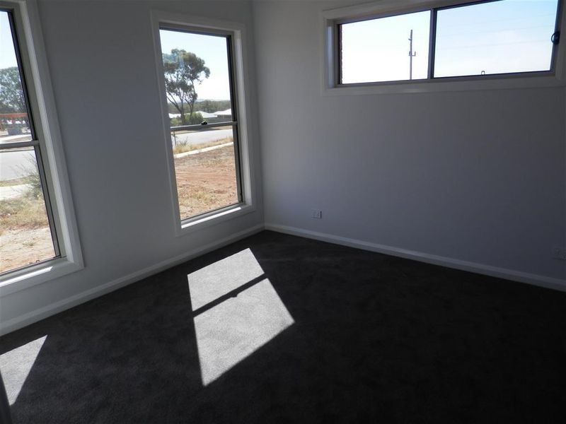 53 Melaleuca Drive, Forest Hill NSW 2651