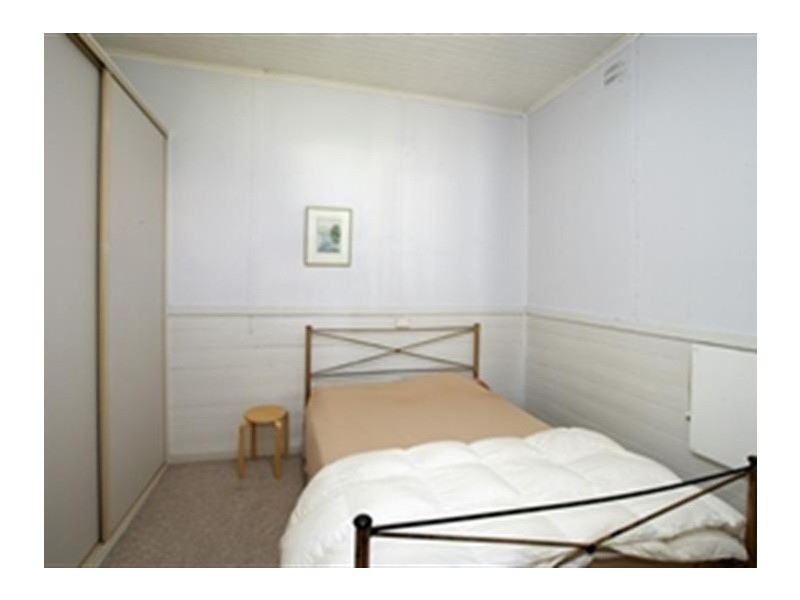 4 Kildare Street, Turvey Park NSW 2650