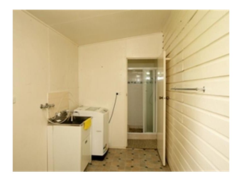 4 Kildare Street, Turvey Park NSW 2650