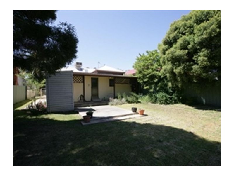 4 Kildare Street, Turvey Park NSW 2650