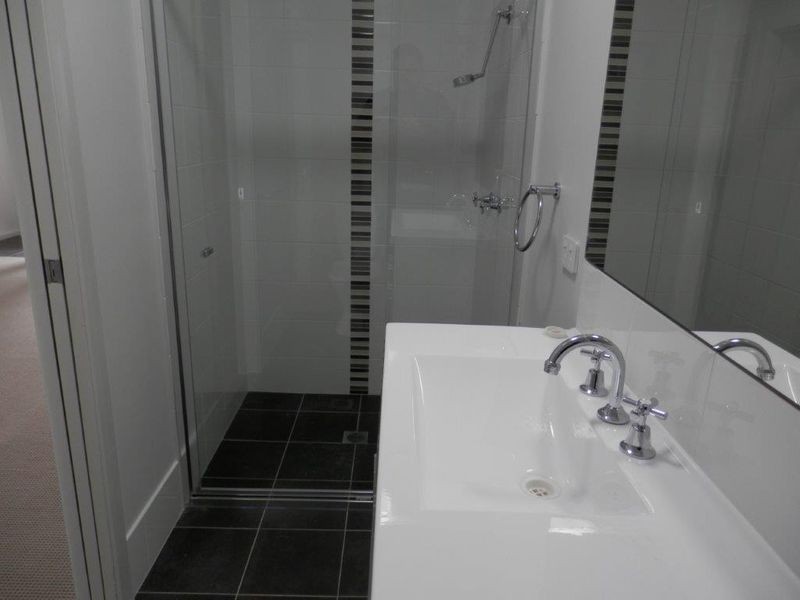 40A Ross Parkway, Gobbagombalin NSW 2650
