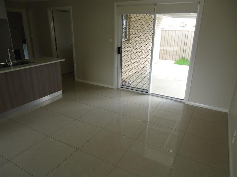 2/80 Messenger Avenue, Boorooma NSW 2650