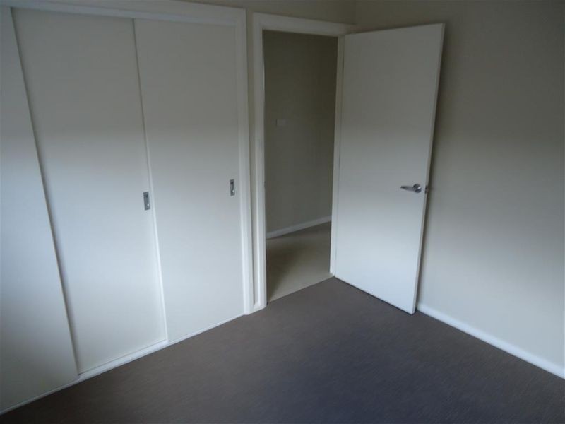 2/80 Messenger Avenue, Boorooma NSW 2650