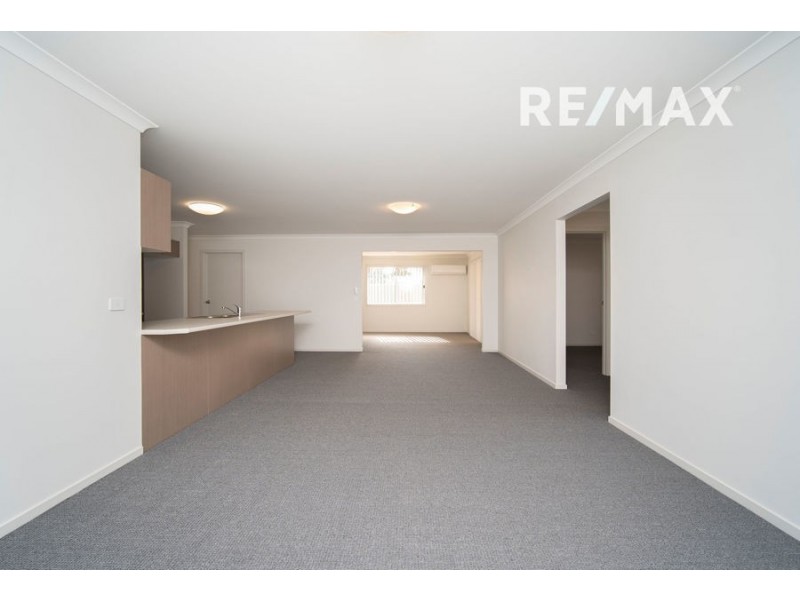 1 Hazelwood Drive, Forest Hill NSW 2651