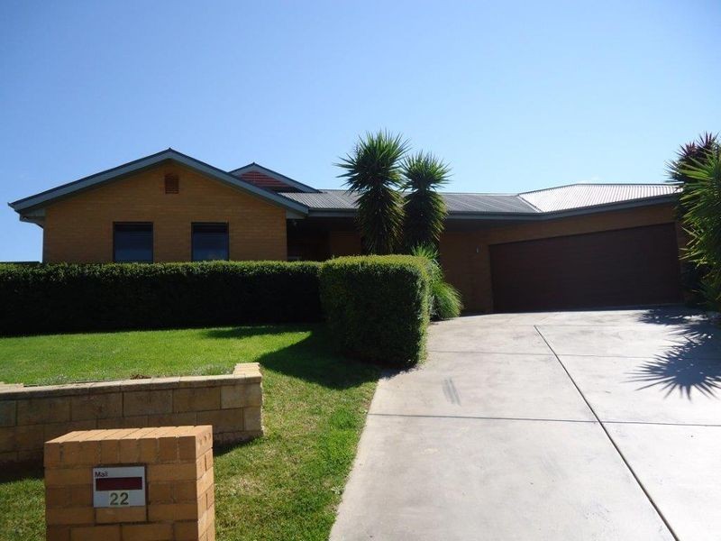 22 Bogong Crescent, Tatton NSW 2650