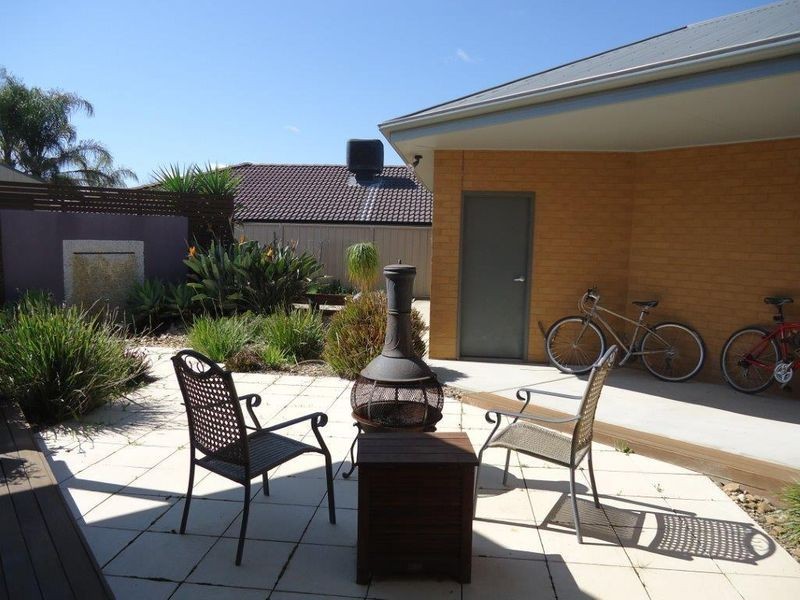 22 Bogong Crescent, Tatton NSW 2650