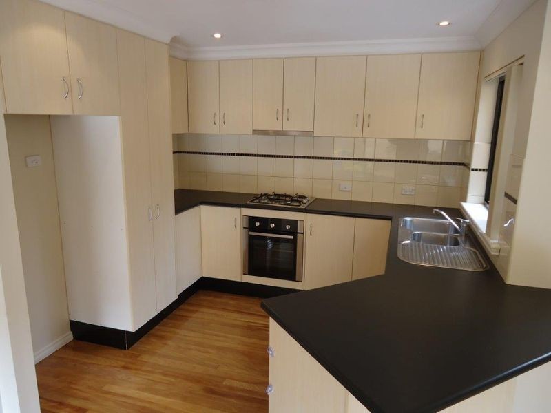 37 Galing Place, Wagga Wagga NSW 2650