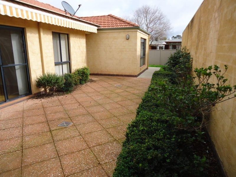 37 Galing Place, Wagga Wagga NSW 2650