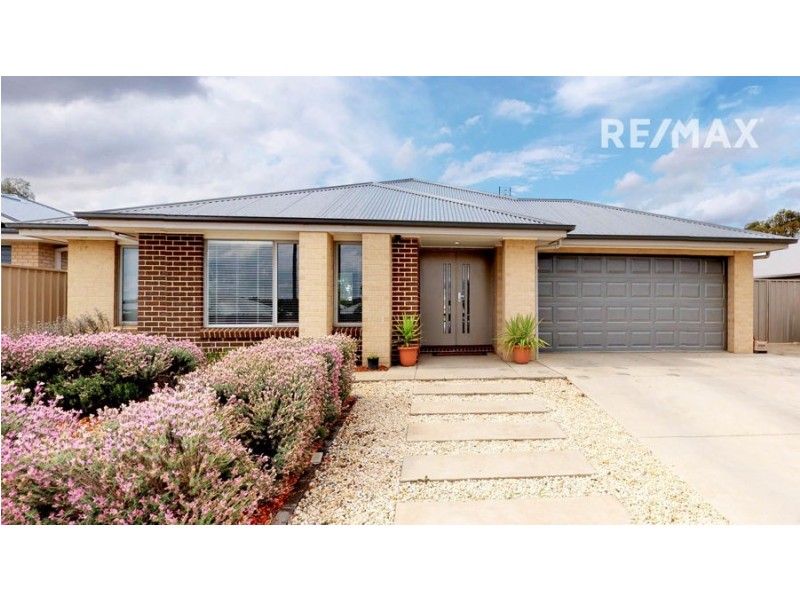 19 Gibson Street, Boorooma NSW 2650