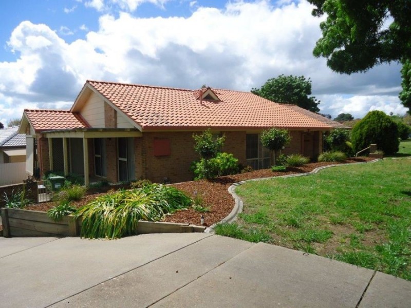 1/1 Overdale Drive, Bourkelands NSW 2650