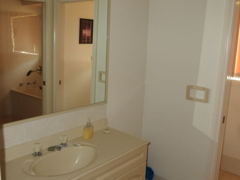 28 Doman Street, Estella NSW 2650