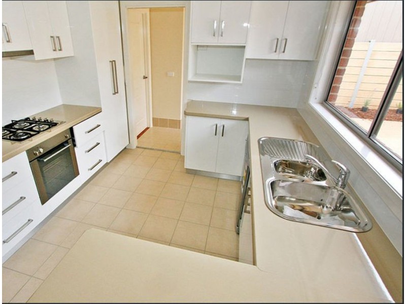 1/1 Brindabella Drive, Tatton NSW 2650