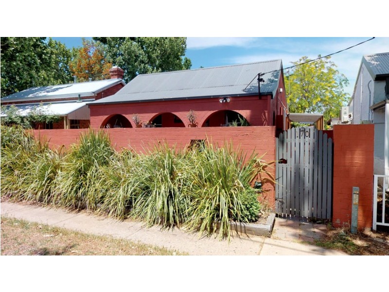 170 Gurwood Street, Wagga Wagga NSW 2650