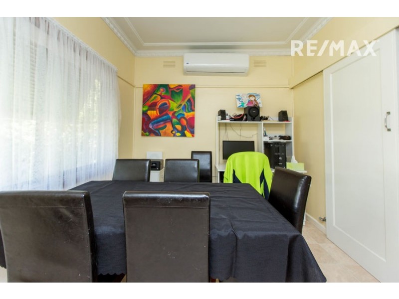 129 Grove Street, Kooringal NSW 2650