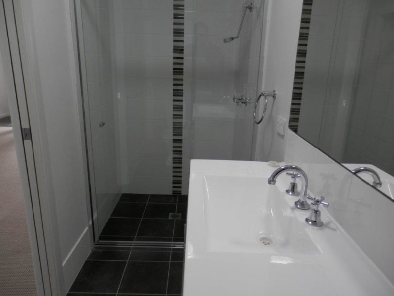 11 Hazelwood Drive, Forest Hill NSW 2651