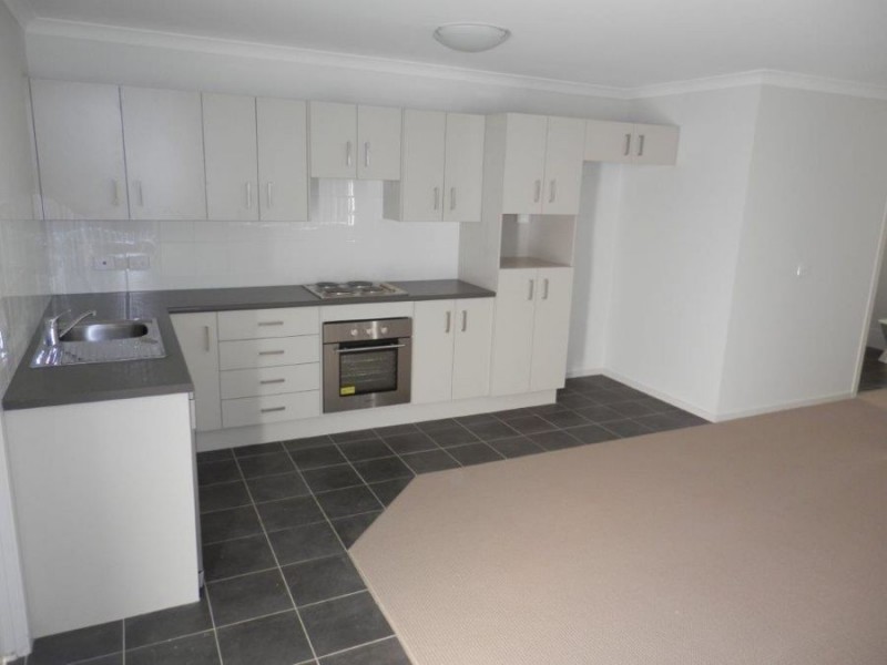 11 Hazelwood Drive, Forest Hill NSW 2651