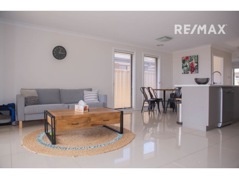 6 Mordie Place, Gobbagombalin NSW 2650