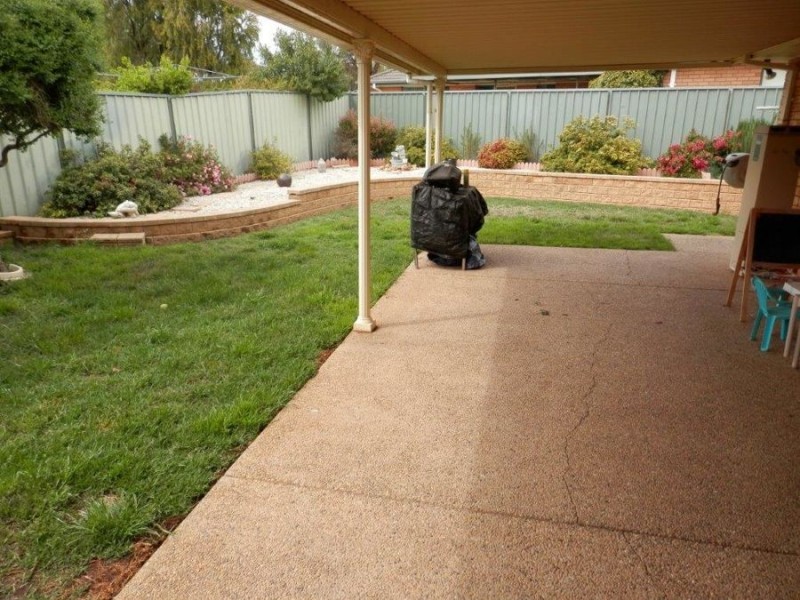 4 Mangrove Crescent, Forest Hill NSW 2651