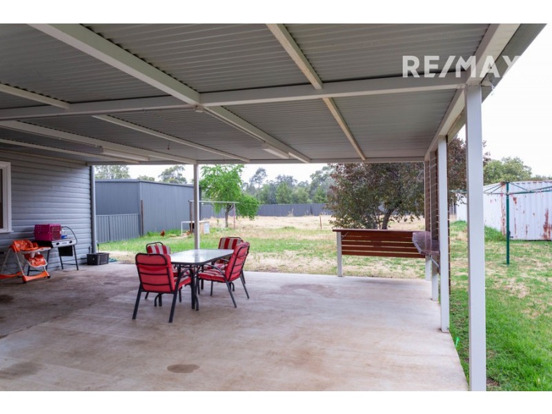 6 Hannah Street, Ganmain NSW 2702