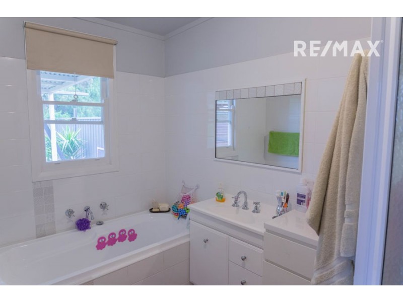 6 Hannah Street, Ganmain NSW 2702