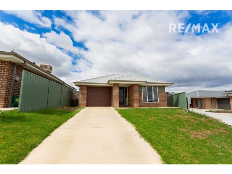 9B Gimlet Place, Forest Hill NSW 2651