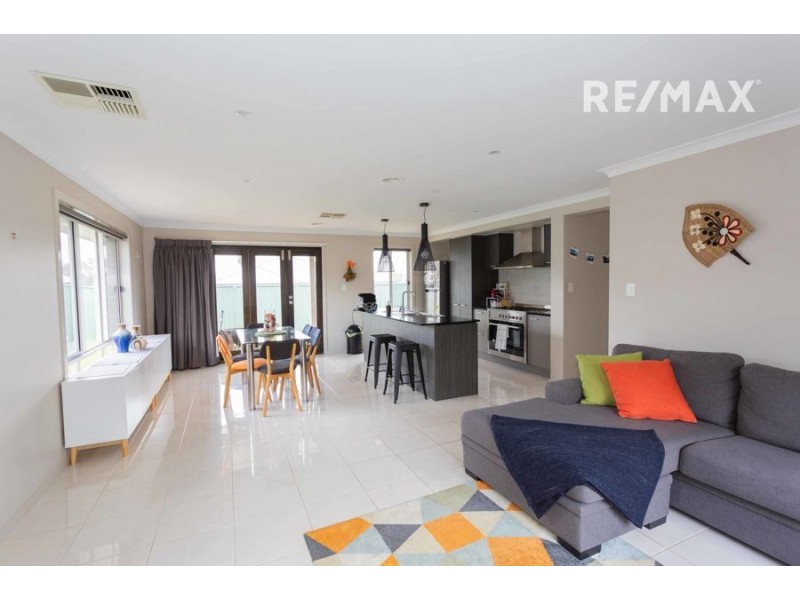 9B Gimlet Place, Forest Hill NSW 2651