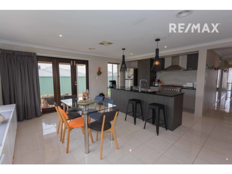 9B Gimlet Place, Forest Hill NSW 2651