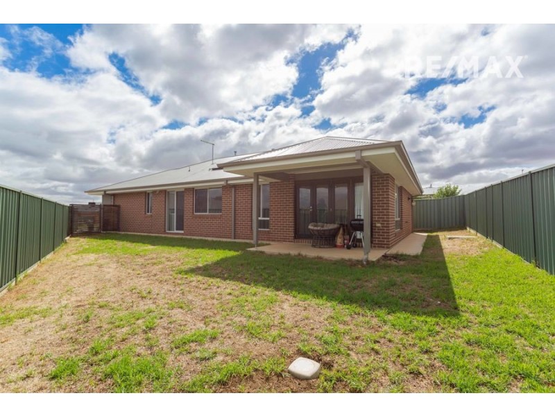 9B Gimlet Place, Forest Hill NSW 2651