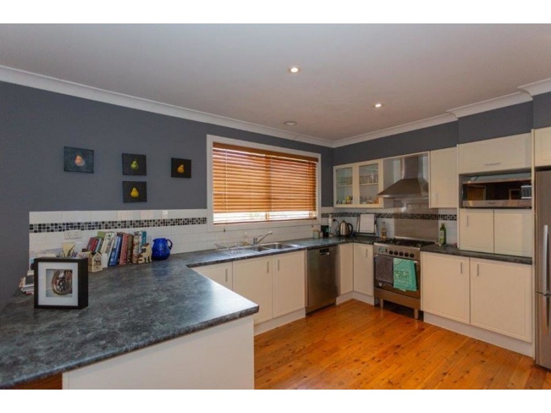 43 Meurant Avenue, Wagga Wagga NSW 2650