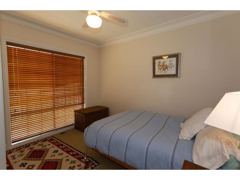 43 Meurant Avenue, Wagga Wagga NSW 2650