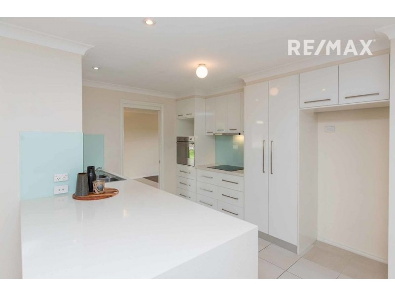 8 Fletcher Place, Kooringal NSW 2650