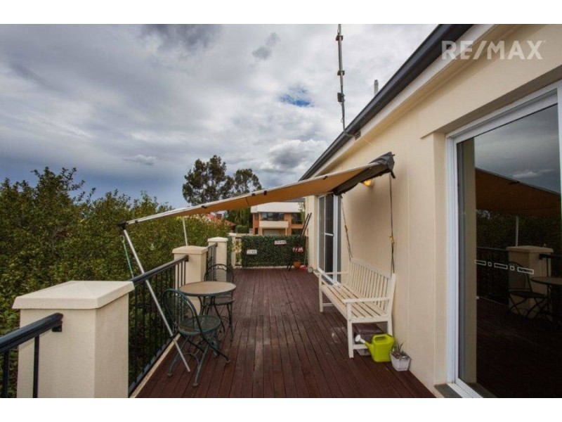 2/56 Simkin Crescent, Kooringal NSW 2650