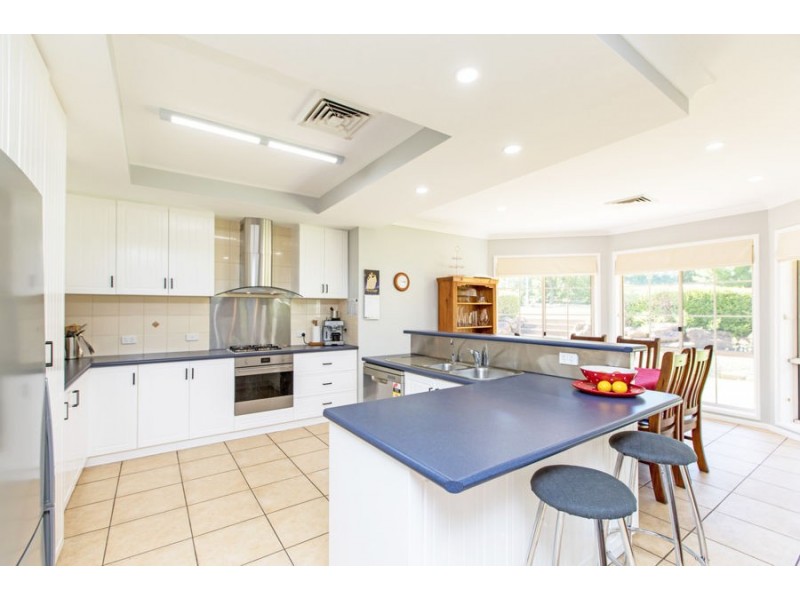 12 Casuarina Place, Springvale NSW 2650