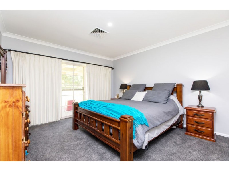 12 Casuarina Place, Springvale NSW 2650