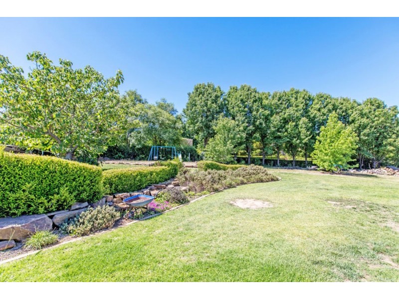 12 Casuarina Place, Springvale NSW 2650