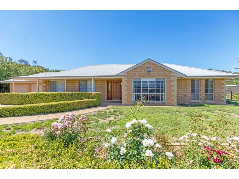 12 Casuarina Place, Springvale NSW 2650