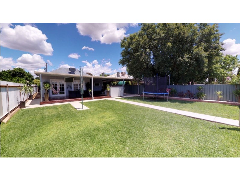 31 Evans Street, Wagga Wagga NSW 2650