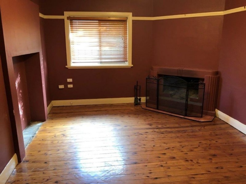 147 Docker Street, Wagga Wagga NSW 2650