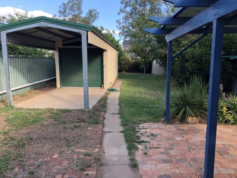 147 Docker Street, Wagga Wagga NSW 2650