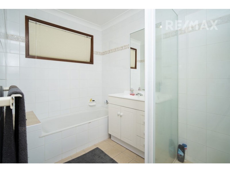 17 Goborra Street, Glenfield Park NSW 2650